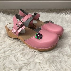 Sven Mary Janes with Flower Clogs